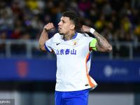 九游娱乐官方网站-中超-卡扎戴帽克雷桑两中门框泰山3-0梅州止跌反弹的简单介绍