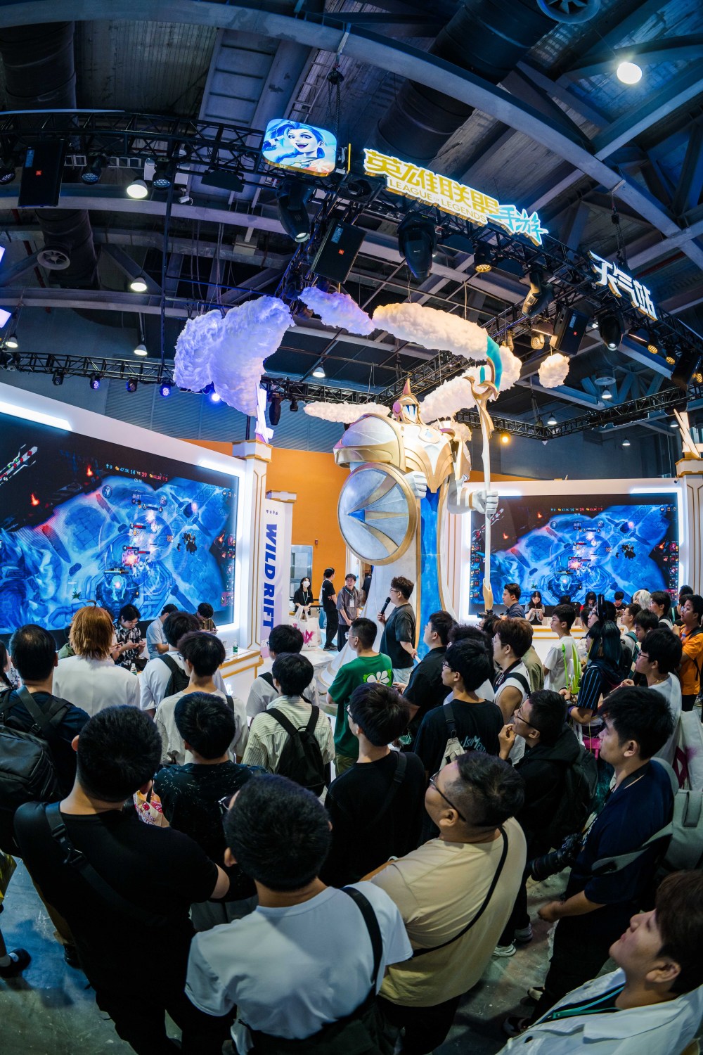 JoeMarsh：能决定选手历史地位的，永远是11月的召唤师杯50亮588回复英雄联盟的简单介绍
