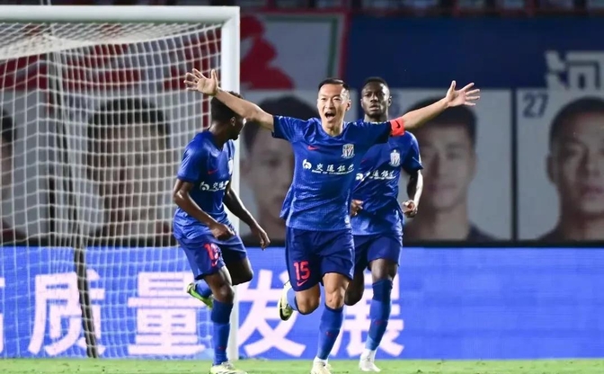 足协杯-路易斯戴帽吴曦3送助攻申花3-2淘汰海港进8强